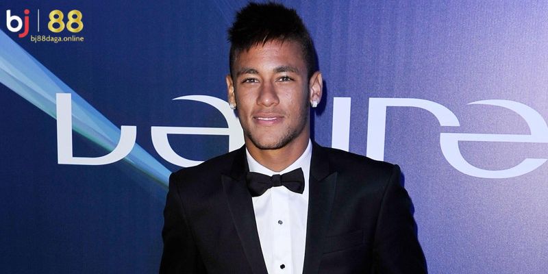 Giới thiệu về tác giả Neymar